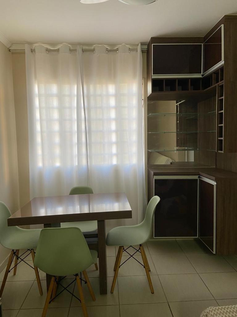 Apartamento Mari 7 Sao Carlos  Bagian luar foto